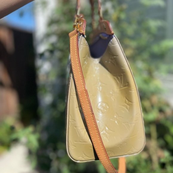 Louis Vuitton purple Brea MM lila monogram Vernis - Picture 8 of 13